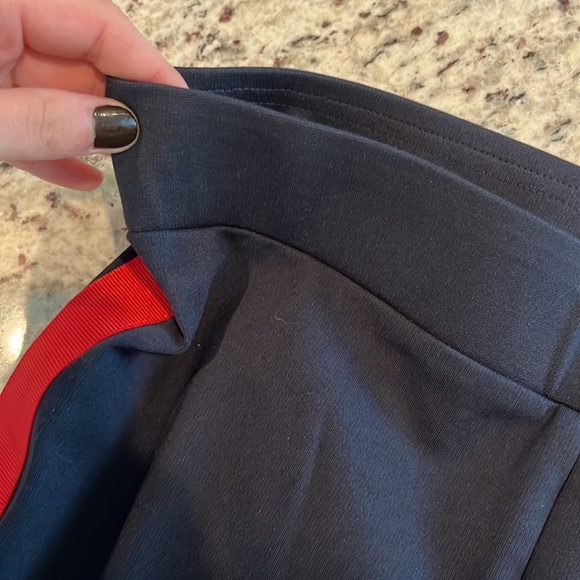 Ann taylor stripe legging pants! Great for work! Size small. Great condition - Picture 4 of 9